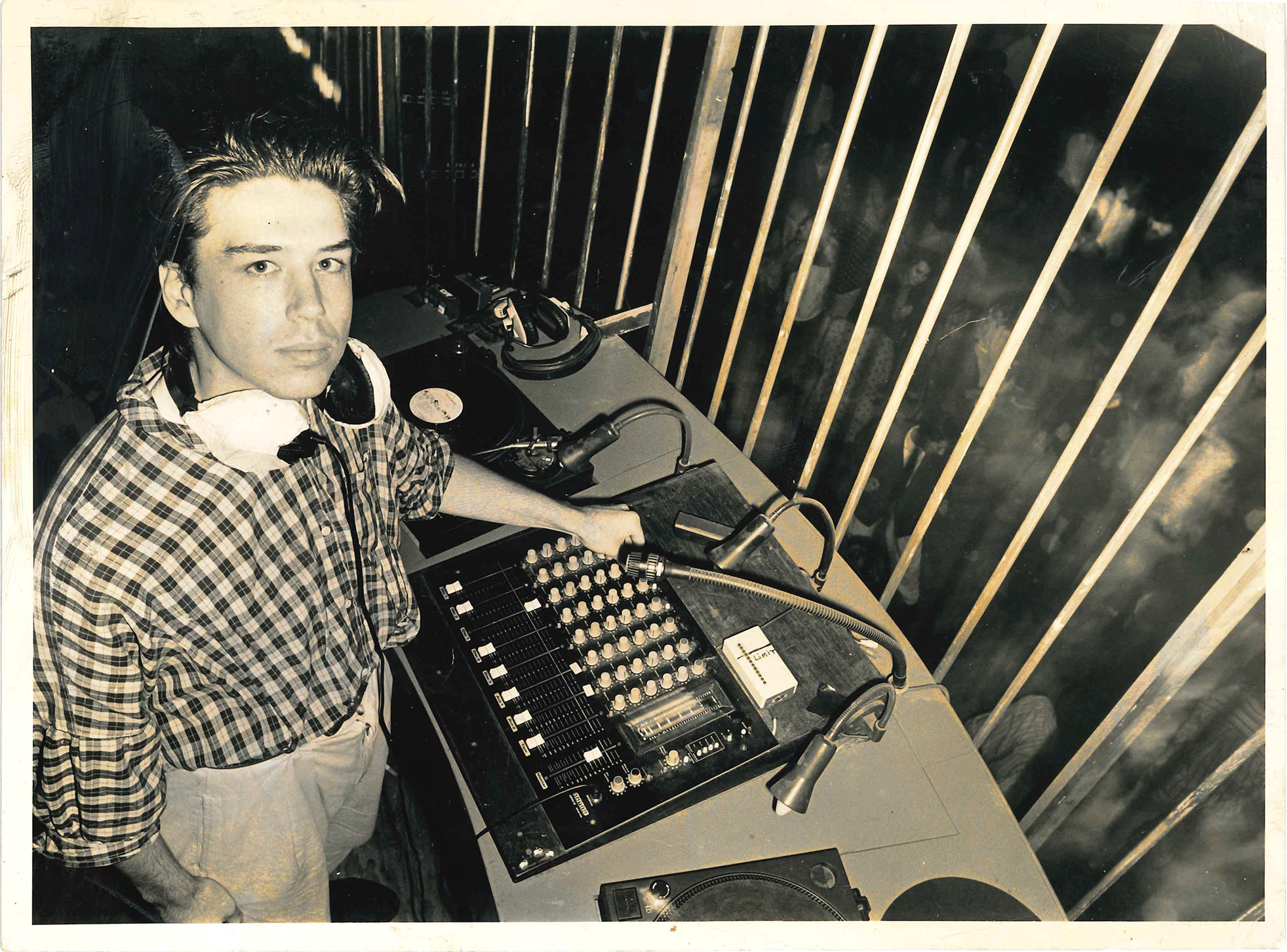 KC the Funkaholic at RoXY, Amsterdam.